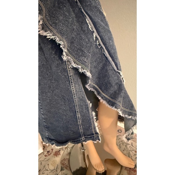 Urban Outfitters Acid Wash Blue Denim Strapless Asymmetrical UO Shiloh Dress M - Picture 9 of 16